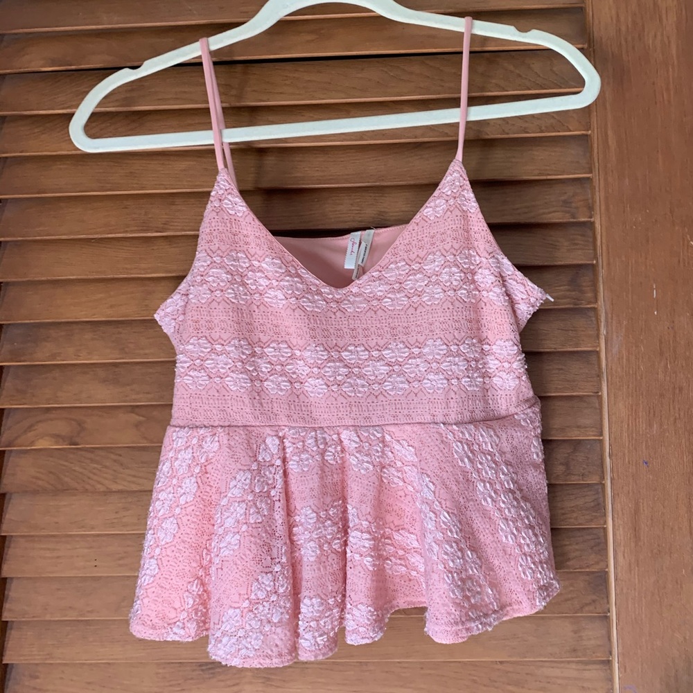 pink tank